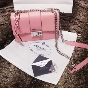 Small cross-body Prada baby pink SOLD ON ANOTHER SITE
